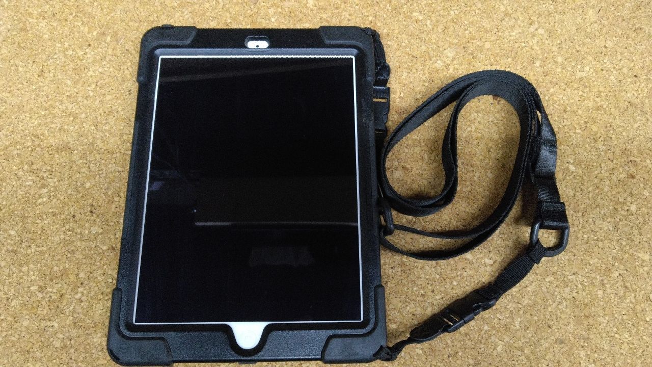 ムスビー｜美品 iPad Air Wi-Fi 32GB スペースグレイ 中古本体【iPad 