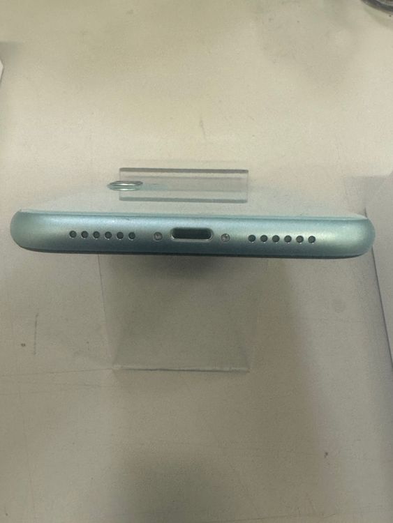 �ڽ���Ź�����ѡ�iPhone11 128GB ���꡼��