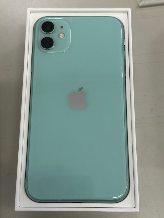 �ڽ���Ź�����ѡ�iPhone11 128GB ���꡼��
