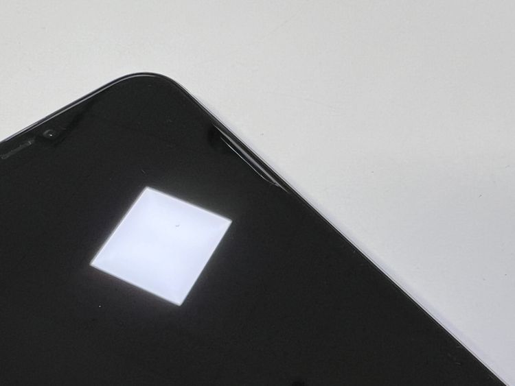 �ڽ���Ź�����ѡ�iPhone11 64GB �ۥ磻�� SIM���å������