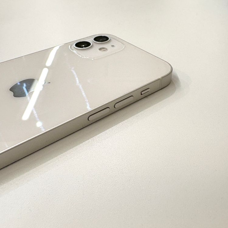 �ڽ���Ź�����ѡ�iPhone12 128GB �ۥ磻�� SIM���å������