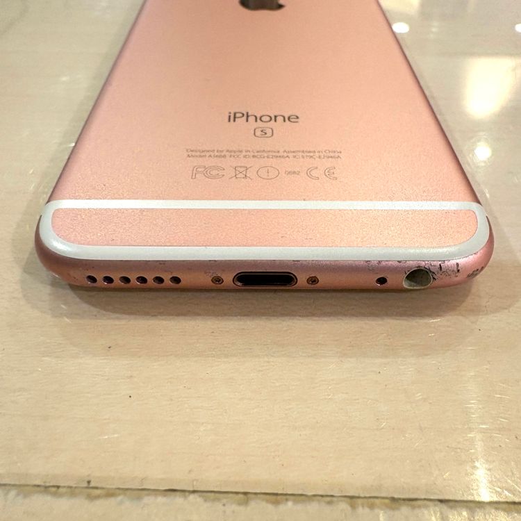 �ڽ���Ź�����ѡ�iPhone6s 64GB ������������� �Хåƥ꡼100%