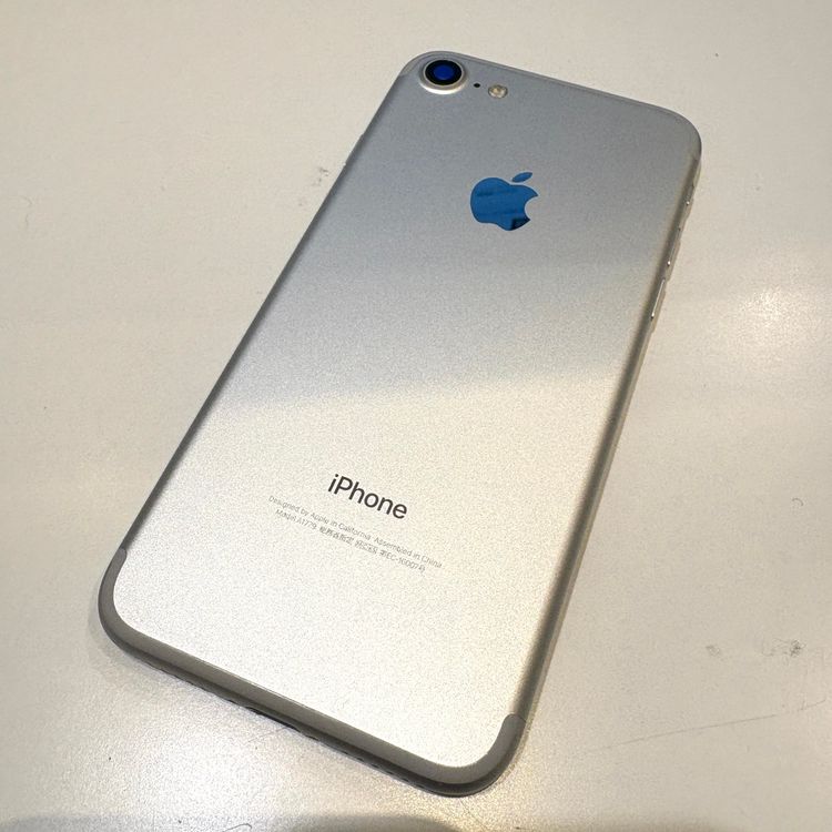 �ڽ���Ź�����ѡ�iPhone7 128GB ����С� SIM���å�����Ѥ�
