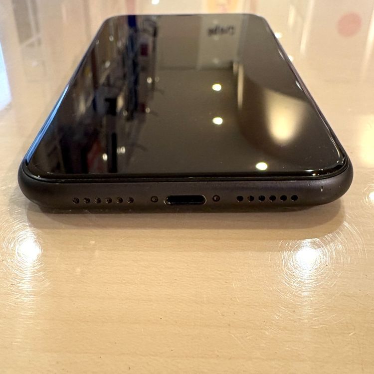 �ڽ���Ź�����ѡ�iPhone11 64GB �֥�å� �Хåƥ꡼100%