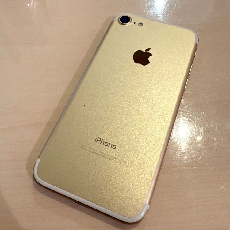 �ڽ���Ź�����ѡ�iPhone7 128GB ������� �Хåƥ꡼100��