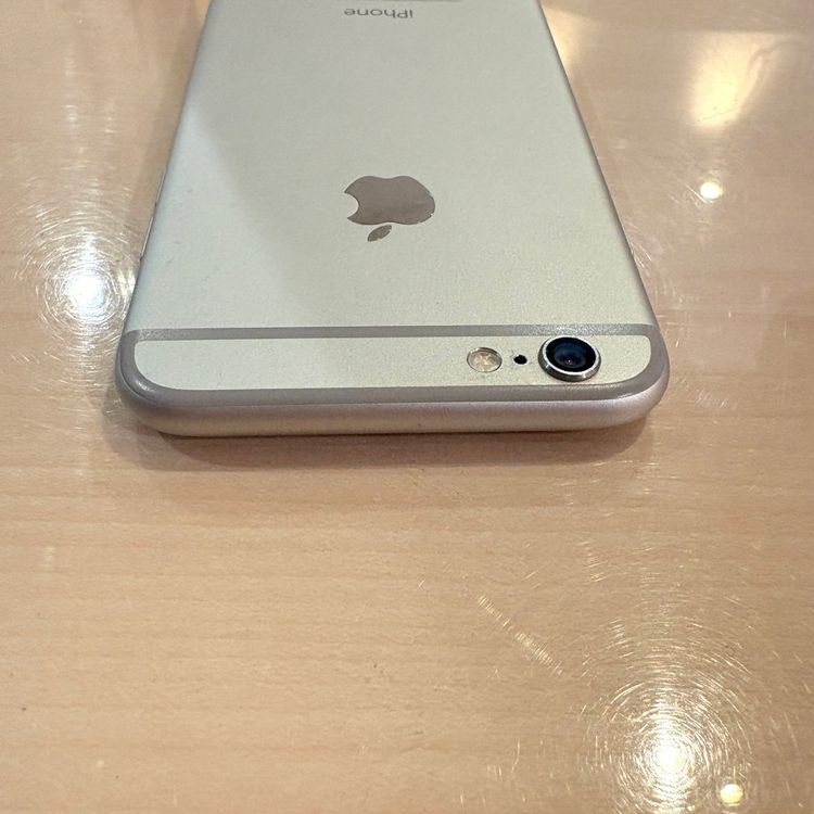 �ڽ���Ź���ݺѡ�iPhone6 64GB ����С� SIM���å�����Ѥ�