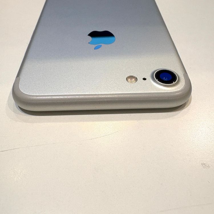 �ڽ���Ź�����ѡ�iPhone7 128GB ����С� SIM���å�����Ѥ�