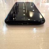 �ڽ���Ź�����ѡ�iPhoneSE ��2���� 128GB �֥�å� �Хåƥ꡼ 100%