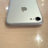 �ڽ���Ź�����ѡ�iPhone7 32GB ����С� �Хåƥ꡼ 100%