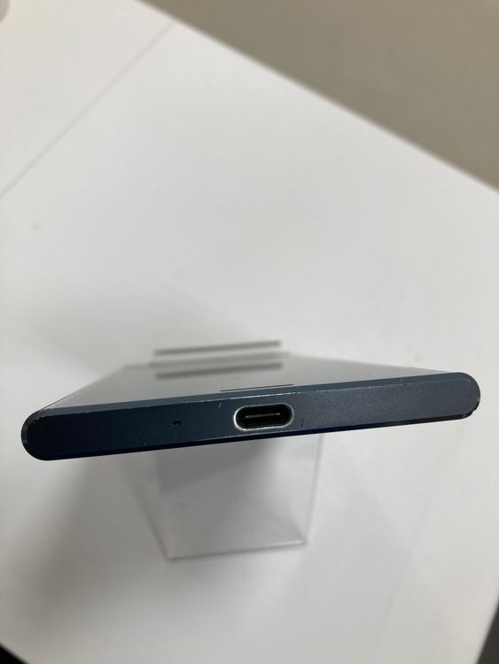 SIMե꡼XPERIA XZ Premium
