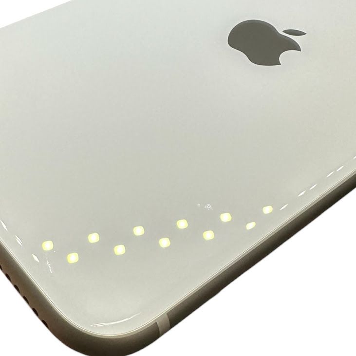 �ڥХåƥ꡼84%��iPhone��SE����2�����128GB���ۥ磻�ȡ�SIM�ե꡼��au��