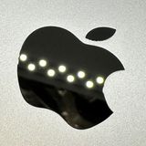 �ڥХåƥ꡼100%��iPadAir��11�������7���塡Wi��Fi��Cellular��256GB