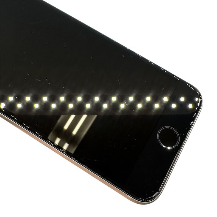 �ڥХåƥ꡼87%��iPhone��SE����2�����64GB���ۥ磻�ȡ�SIM�ե꡼���ɥ�����