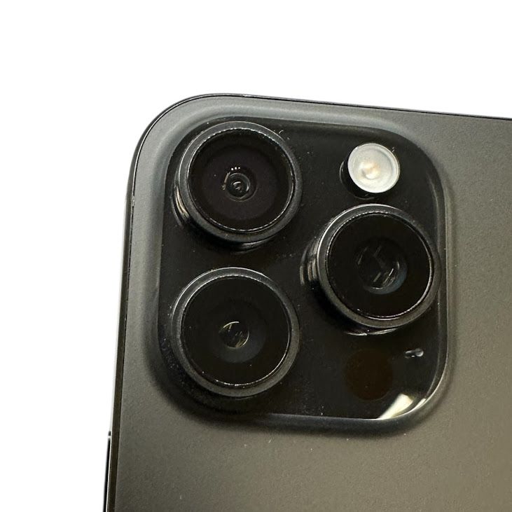 �ڥХåƥ꡼100%��iPhone��16Pro��128GB���֥�å������˥��ࡡSIM�ե꡼