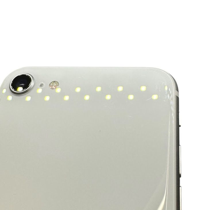 �ڥХåƥ꡼86%��iPhone��SE����2�����64GB���ۥ磻�ȡ�SIM�ե꡼��au��