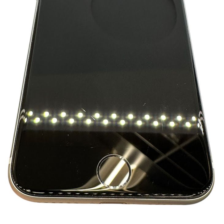 �ڥХåƥ꡼92%��iPhone��SE����2�����64GB���ۥ磻�ȡ�SIM�ե꡼��au��