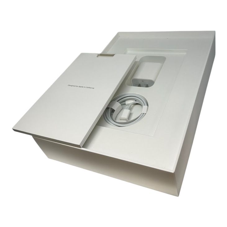 �ڥХåƥ꡼92%��iPad��8��Wi��Fi��Cellular��32GB������С�