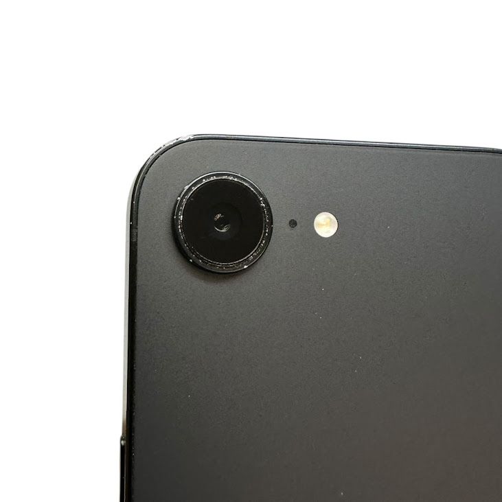 �ڥХåƥ꡼98%��iPhone��16e��256GB���֥�å���SIM�ե꡼�����եȥХ���