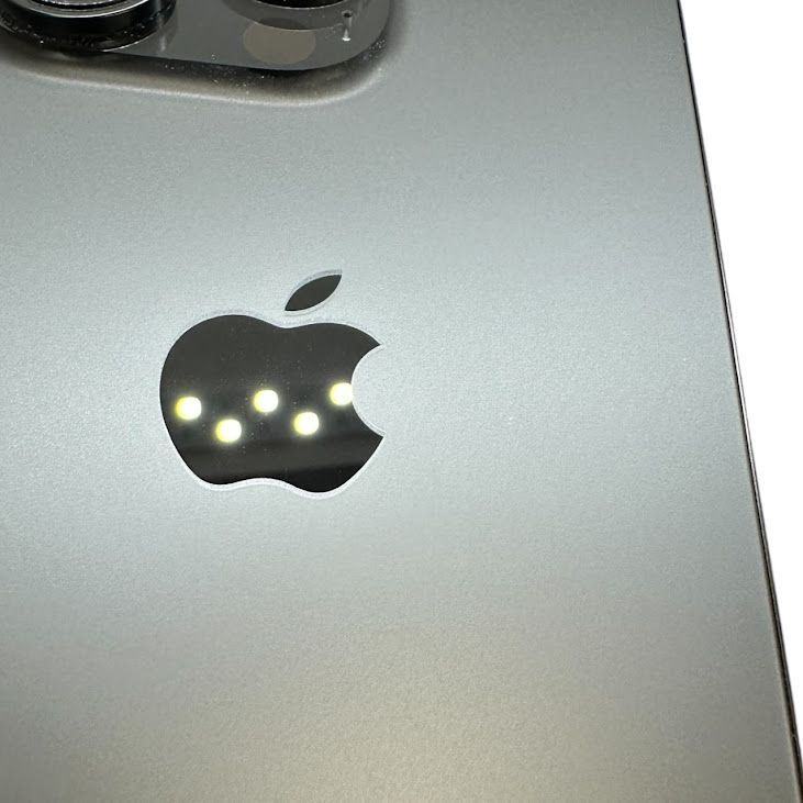 �ڥХåƥ꡼100%��iPhone��16Pro��128GB���֥�å������˥��ࡡSIM�ե꡼