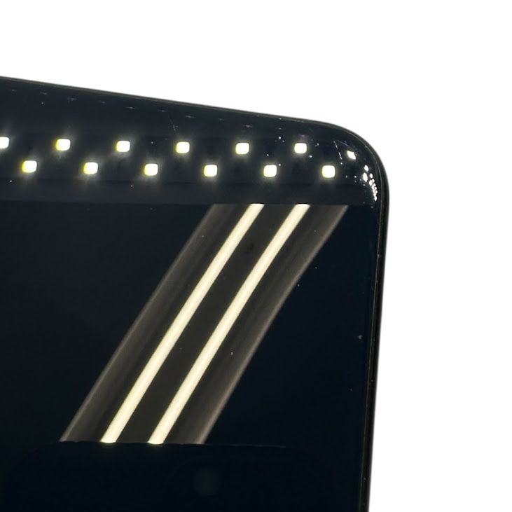�ڥХåƥ꡼82%��iPhone��SE����3�����64GB���ߥåɥʥ��ȡ�SIM�ե꡼��au��