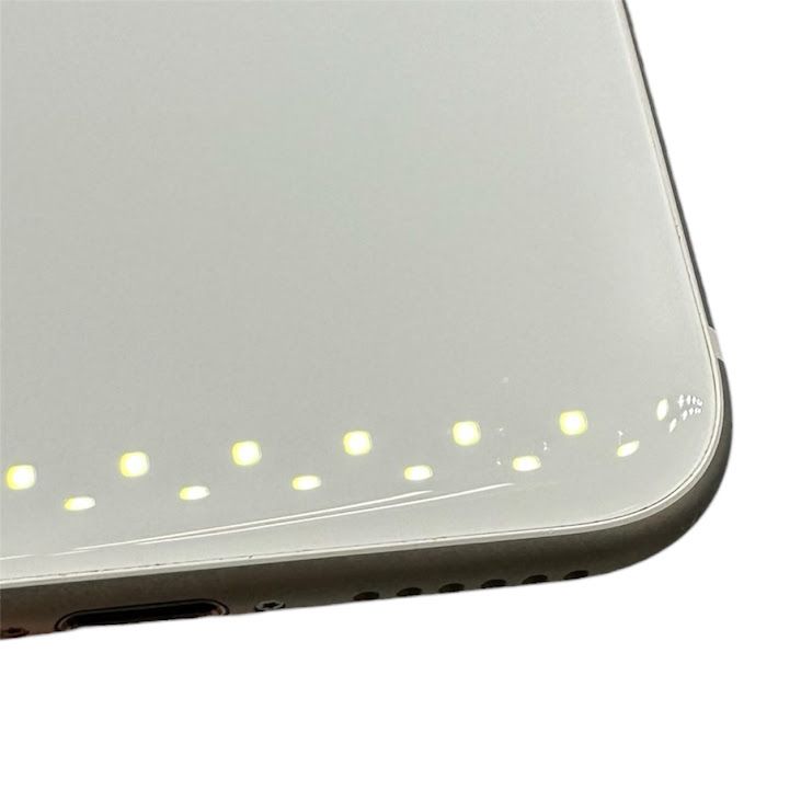 �ڥХåƥ꡼100%��iPhone��SE����2�����128GB���ۥ磻�ȡ����եȥХ���