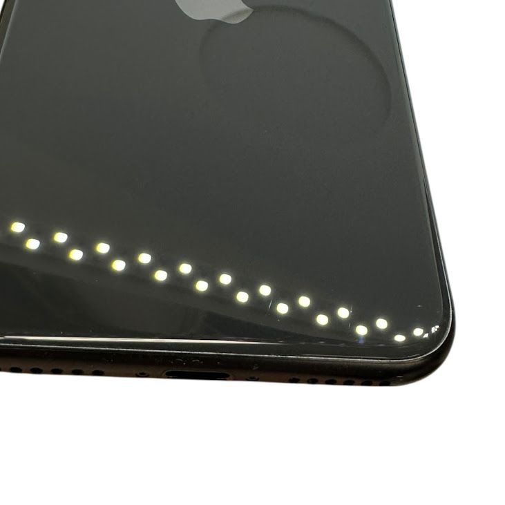 �ڥХåƥ꡼93%��iPhone��SE����2�����64GB���֥�å���SIM�ե꡼��au��