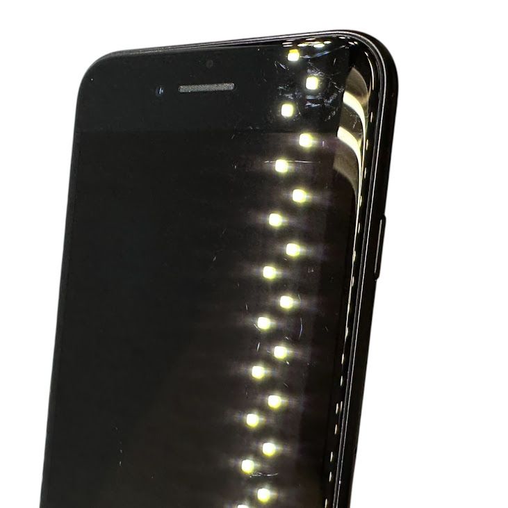 �ڥХåƥ꡼96%��iPhone��SE����2�����64GB���֥�å���SIM�ե꡼���ɥ�����