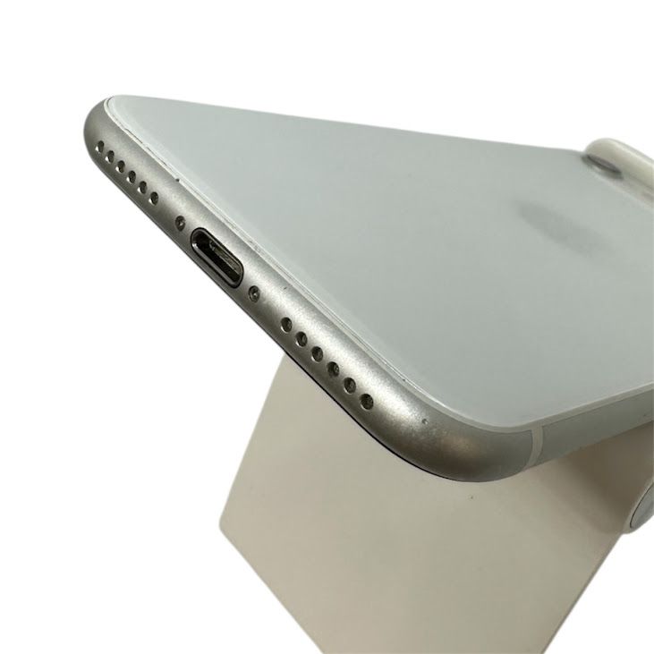 �ڥХåƥ꡼82%��iPhone��SE����2�����64GB���ۥ磻�ȡ�SIM�ե꡼��Y��Х�����