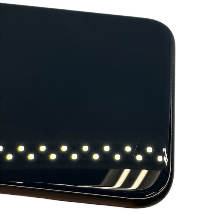 �ڥХåƥ꡼91%��iPhone��SE����3�����64GB���ߥåɥʥ��ȡ�SIM�ե꡼��au��