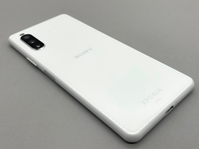 SONY SOV43 Xperia10 Ⅱホワイト