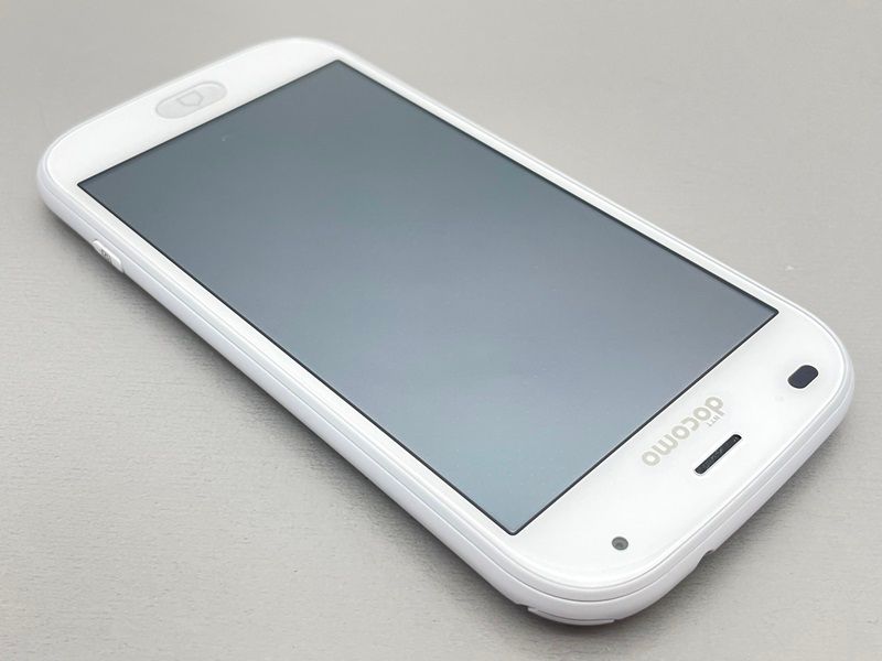 ムスビー｜☆超美品☆F-42A らくらくスマートフォン ホワイト 146202