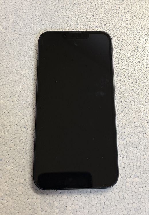 SIM�ե꡼  128GB�� �ߥåɥʥ���  �Хåƥ꡼87%