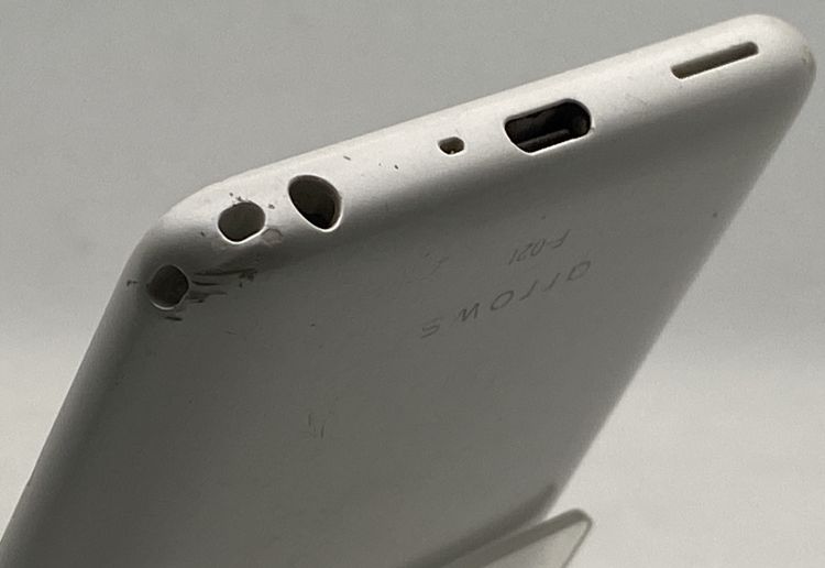 ������� arrows Be3 F-02L 32GB docomo �ۥ磻��