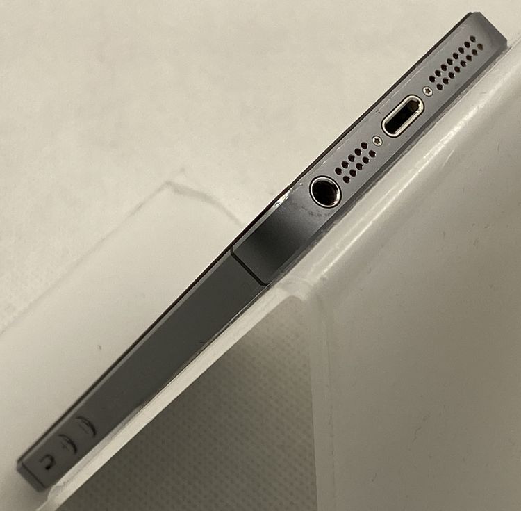����š�����󥯡�Apple iPhone5s 16GB au ���ڡ������쥤 ����
