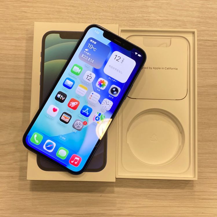 ������ʡ�iPhone 12 64GB au��SIM�ե꡼ ����78������񥹥ԡ���ȯ��