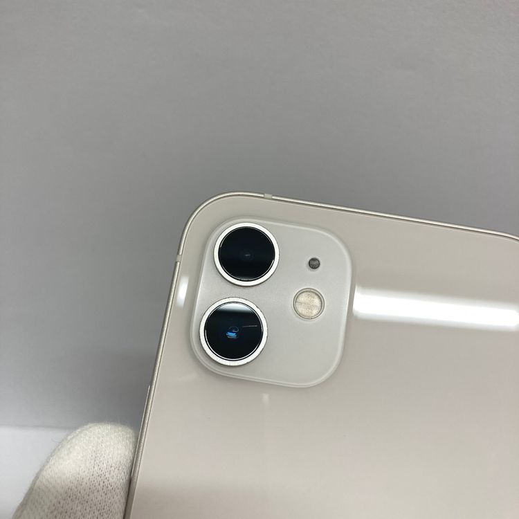中古良品美品☆iPhone 12 64GB 〇 SIMフリー 電池81%◆送料無料◆7335