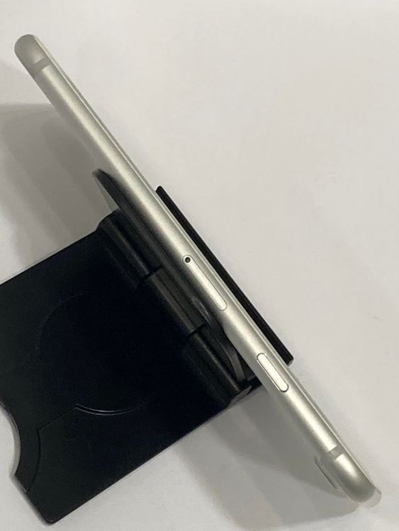 ☆iPhone 7 32GB SIMフリー シルバー ■全国送料無料