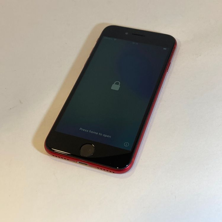 �����/���ʼ��� iPhone SE(�裲����)�����å����ꡡ�����ɹ������񥹥ԡ���ȯ��