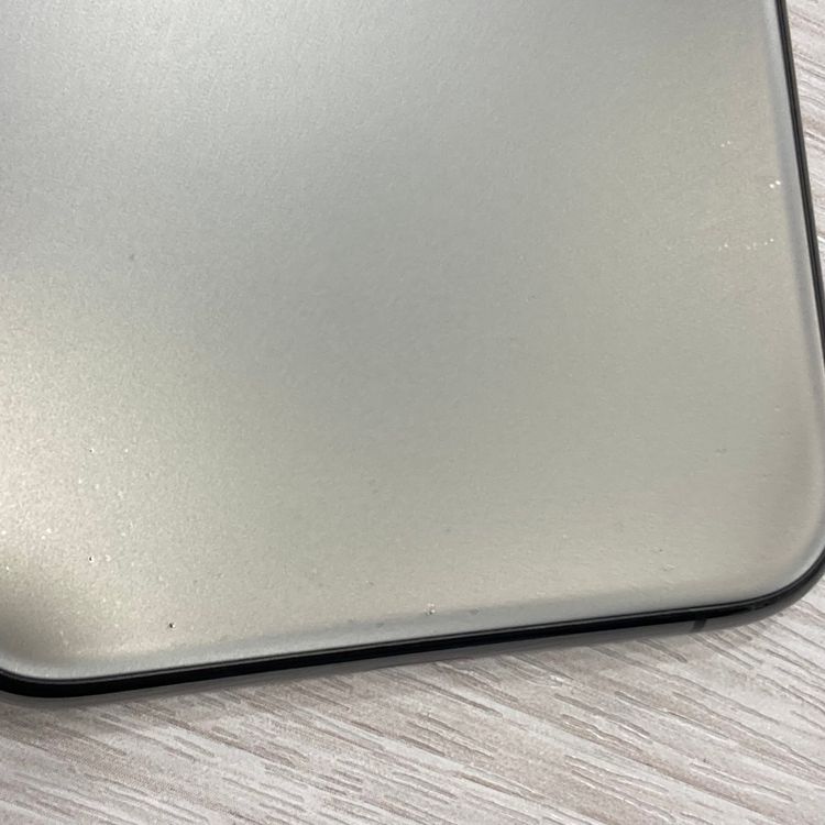 ��š�iPhone 11Pro 64GB au��SIM�ե꡼ ����83������񥹥ԡ���ȯ��