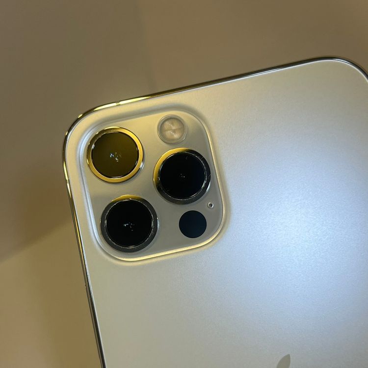 �������ʡ�����81���iPhone 12Pro 128GB SIM�ե꡼�������񥹥ԡ���ȯ��