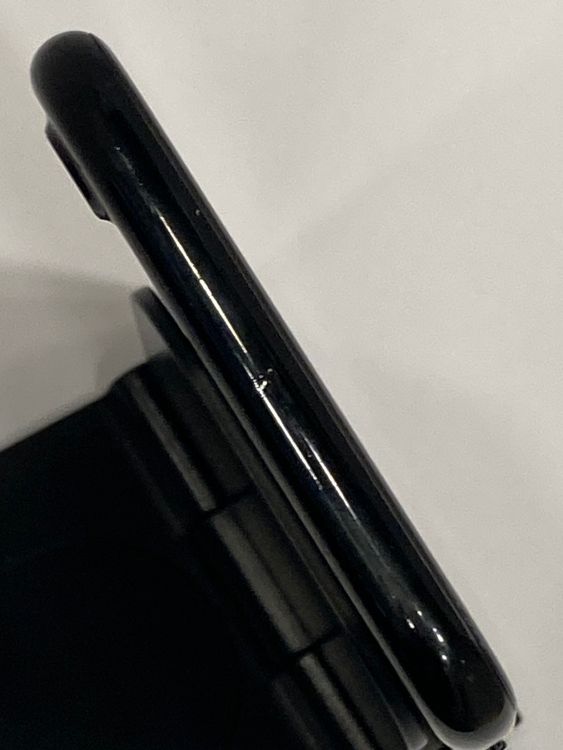 ☆iPhone 7 32GB ジェットブラック ◆全国送料無料◆0953