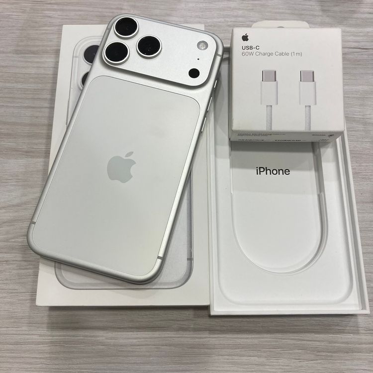 ����100�� iPhone17 Pro Max ������ SIM�ե꡼  ��Ŷ����ʢ����ե륻�å�