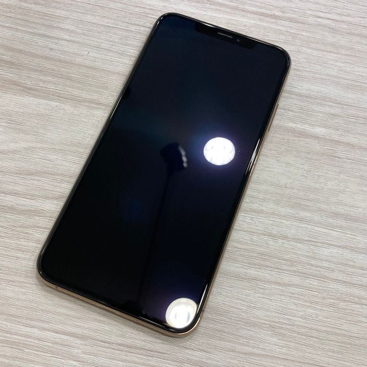 ��Ŷ����� ��iPhone XSMax 256GB au��SIM�ե꡼ ����82��