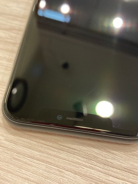 ����93���iPhone 11 64GB au��SIM�ե꡼ ��Ω�Ľ��ʤ������񥹥ԡ���ȯ��