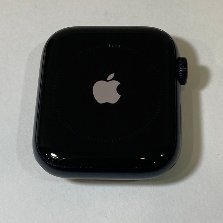 100 Apple Watch SE 2 GPS + Cellular 44mm
