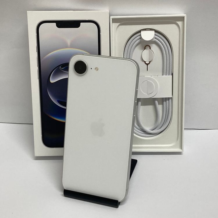 ����Ʊ�͡�iPhone 16e 128GB docomo��SIM�ե꡼ ����100�� �ݾڤ��ꢡ