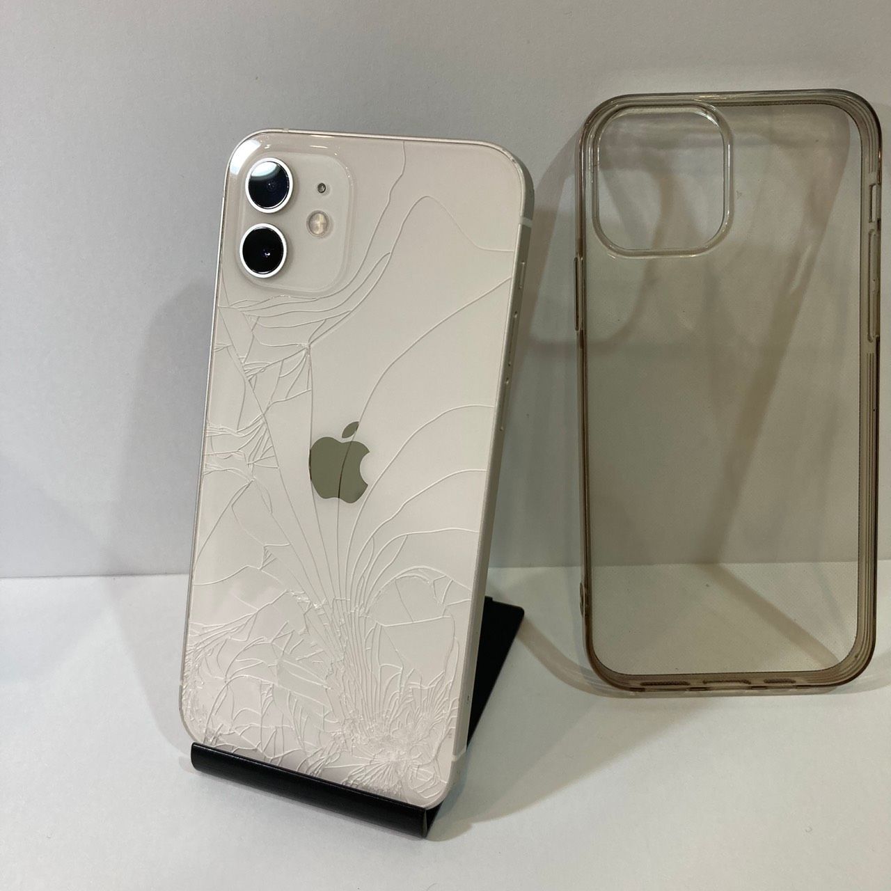 ムスビー｜ジャンク品☆iPhone 12 64GB ホワイト ☆全国送料無料 