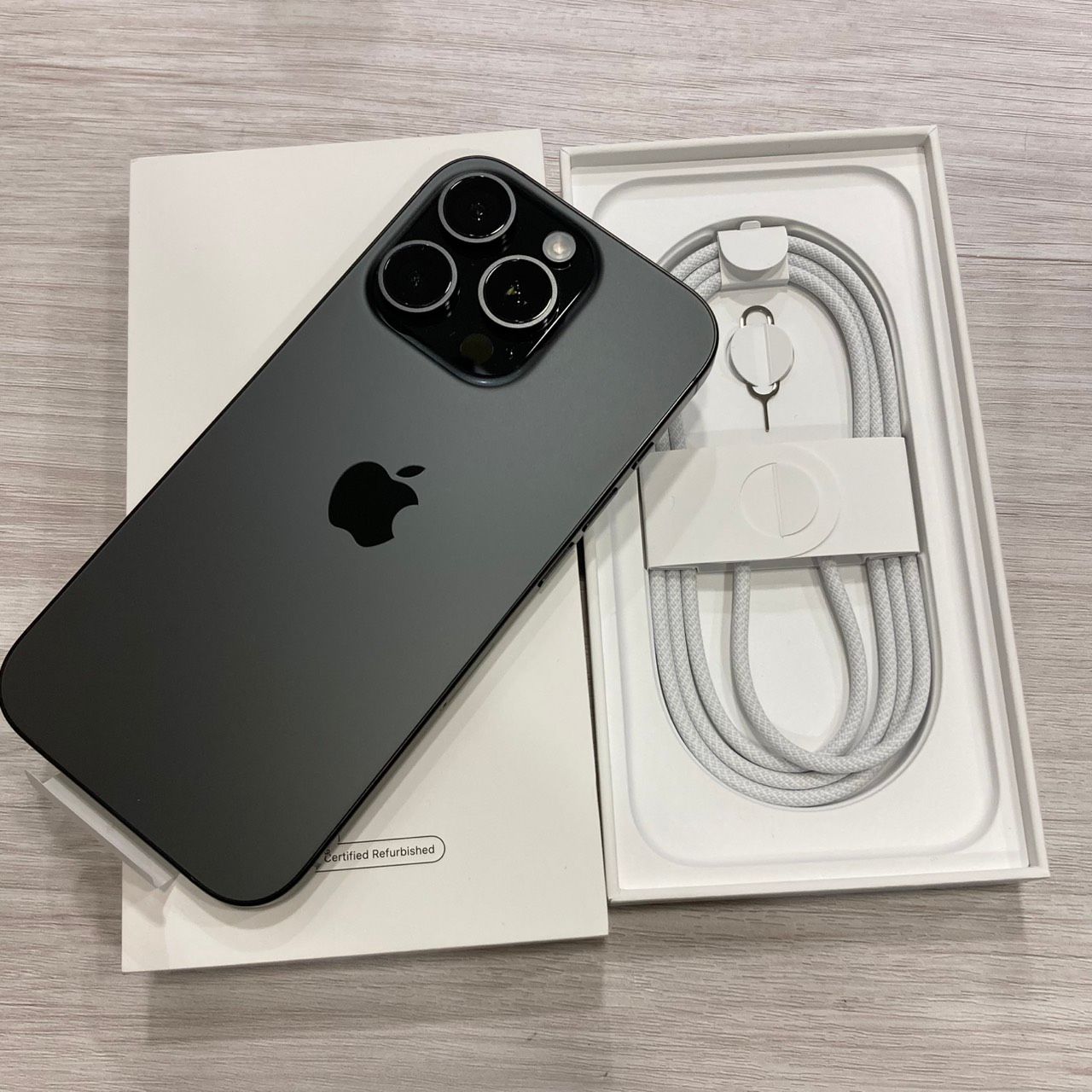 ムスビー｜新品同様☆iPhone 16Pro 128GB SIMフリー 電池100％☆限定 