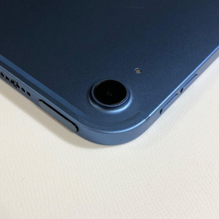 �����ʡ�Apple iPad A16 ��11���� 128GB ����顼