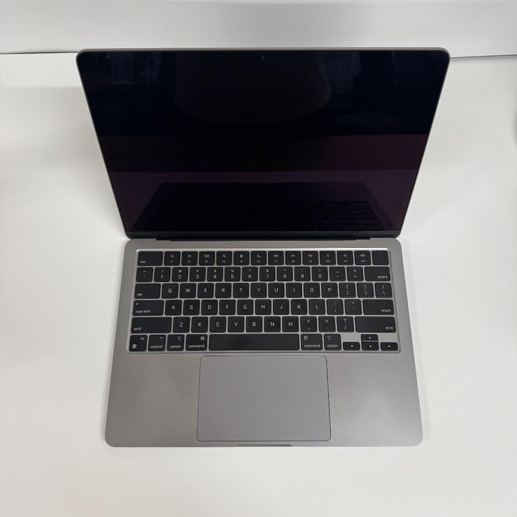 MacBook Air (13-inch 2022)M28GB/512GB